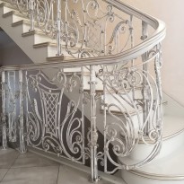 Кованые перила и ограждения